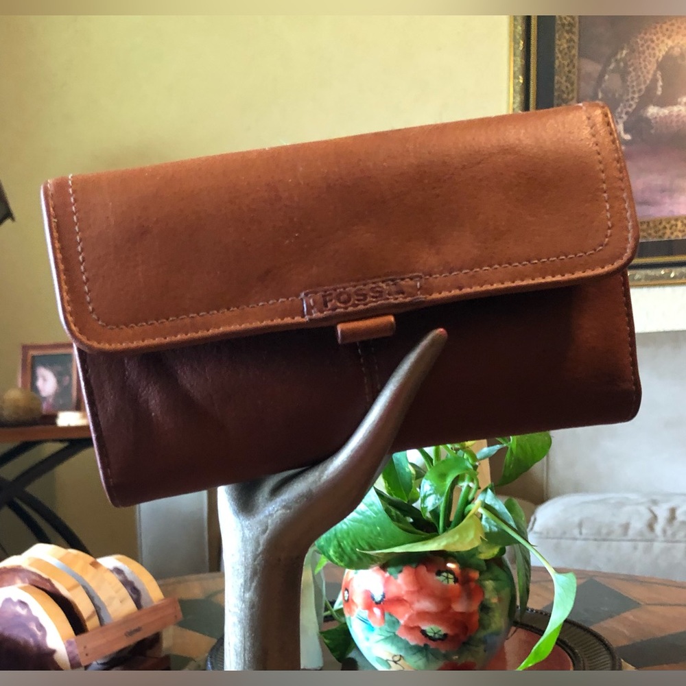 Fossil Long Wallet Purse in Camel Gorgeous!